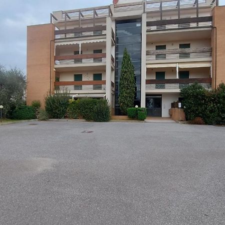 Appartamento Santa Costanza Con Piscina San Vincenzo Exterior photo