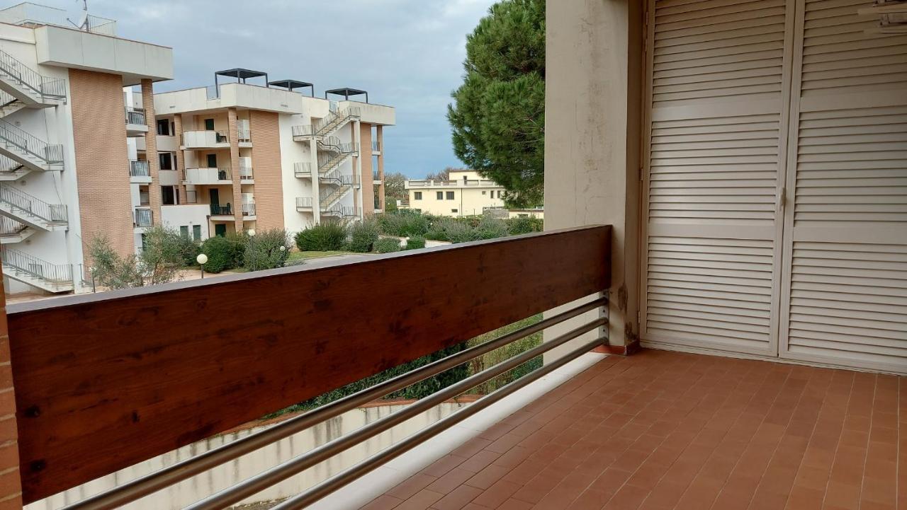 Appartamento Santa Costanza Con Piscina San Vincenzo Exterior photo